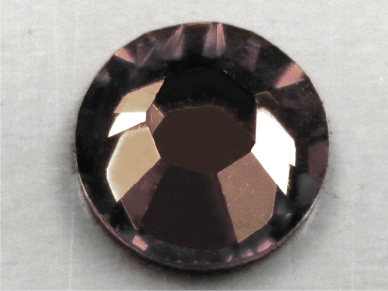 STRASS SW SS8 SMOKED TOPAZ 220